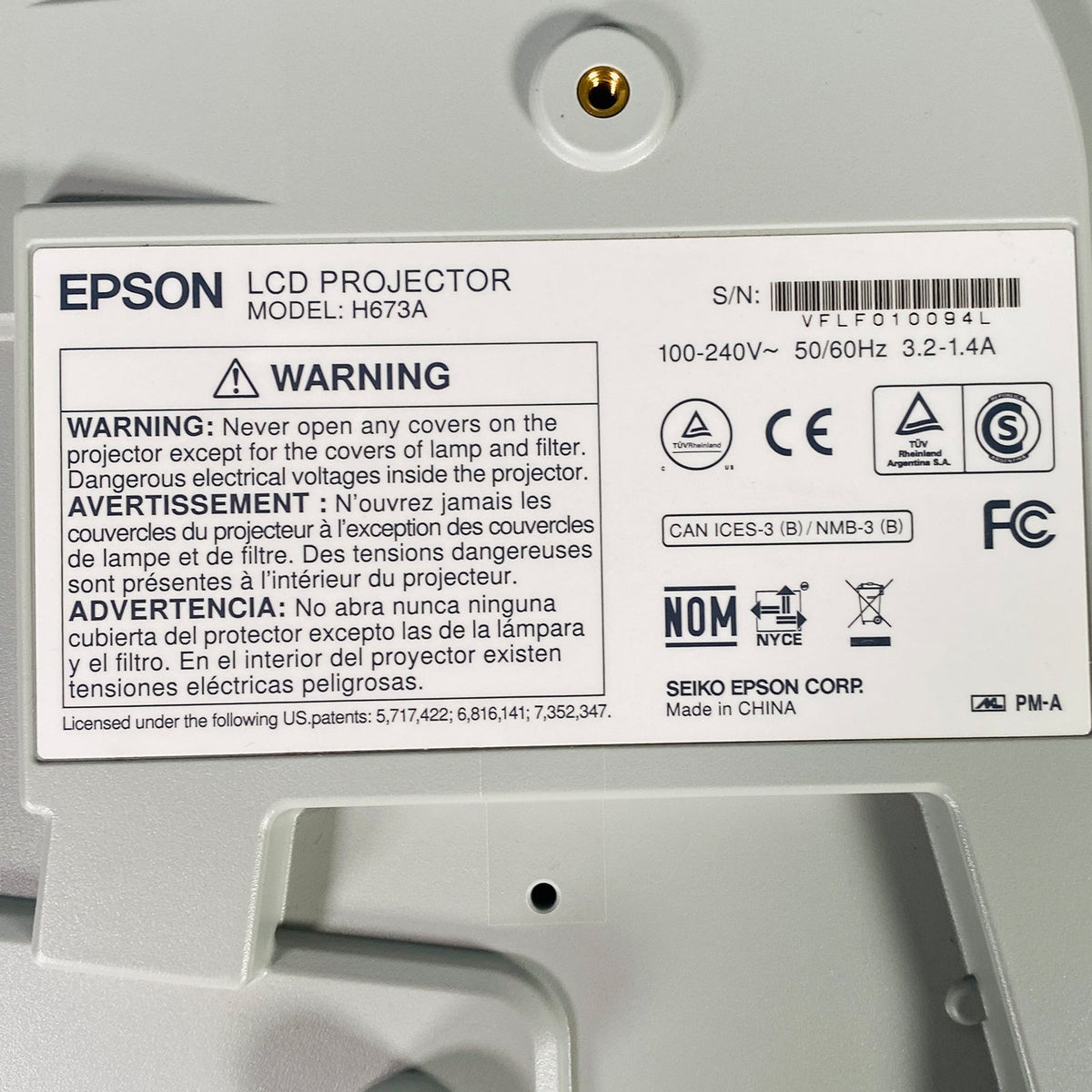 Epson PowerLite 530 3200 Lumens XGA 3LCD Short Throw Classroom & Office Projector HDMI