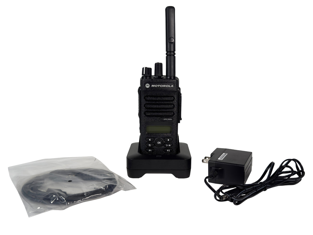 Motorola MOTOTRBO XPR 3500e Digital Two-Way Radio (IP67) with PMNN4409 Battery
