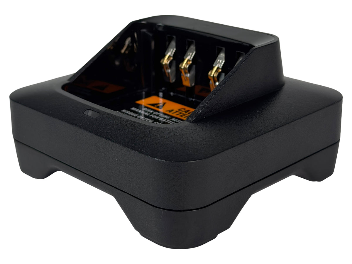 Motorola MOTOTRBO XPR 3500e Digital Two-Way Radio (IP67) with PMNN4409 Battery