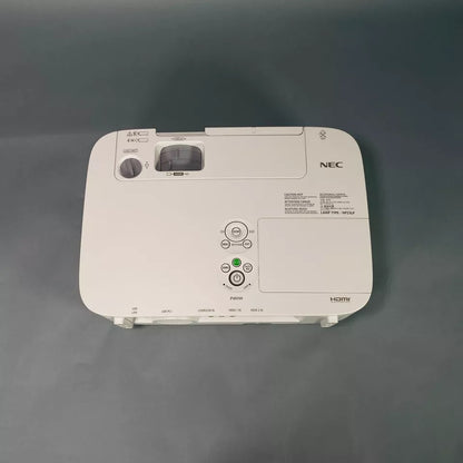 4000 Lumens 3LCD Projector WXGA HD HDMI - Less Than 500 Lamp Hours Used w/Bundle